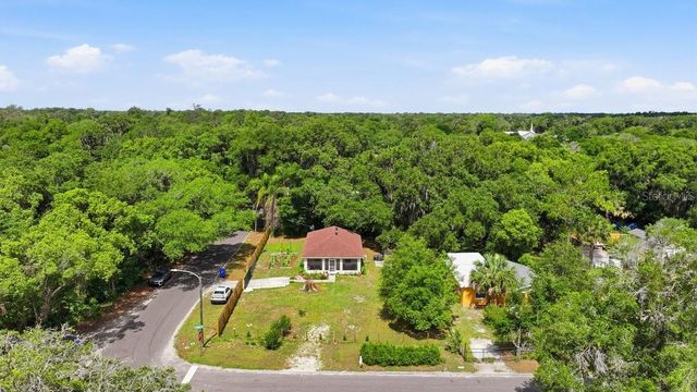 950 S PARSONS AVENUE, Deland, FL 32720
