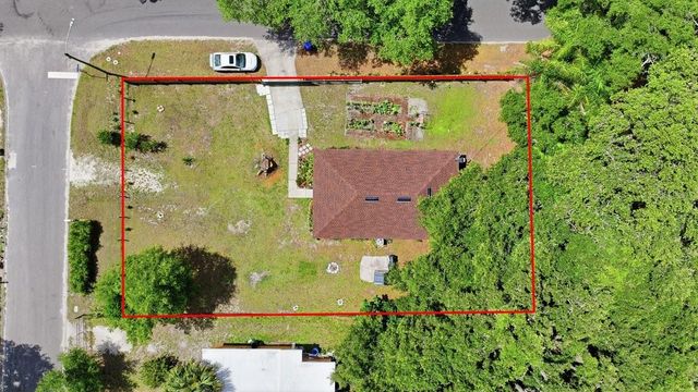 950 S PARSONS AVENUE, Deland, FL 32720