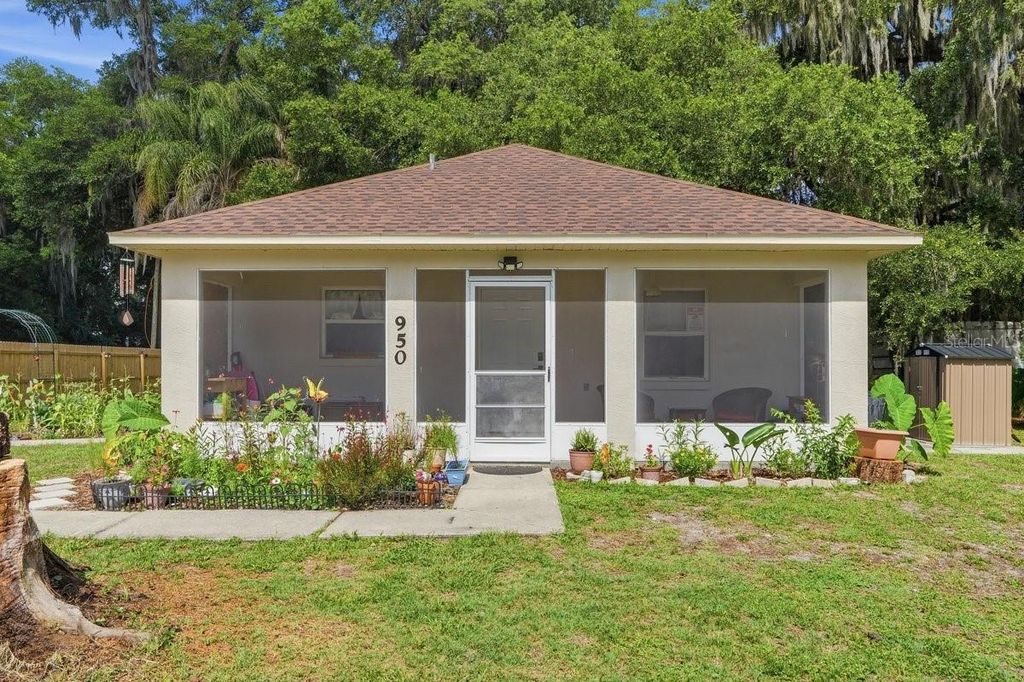 950 S PARSONS AVENUE, Deland, FL 32720