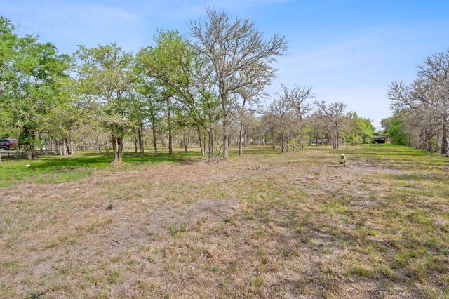 115 Pena CT, Del Valle, TX 78617