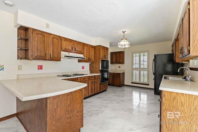 533 Wedgewood Drive, Gulf Shores, AL 36542