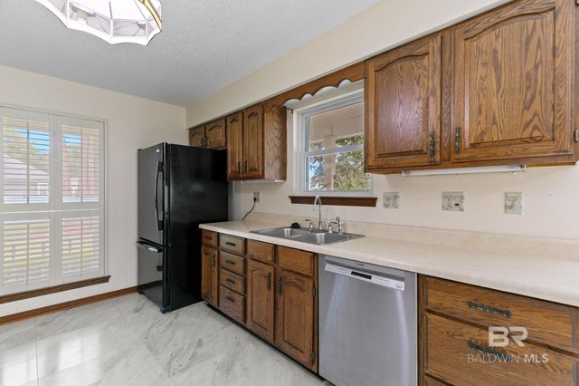 533 Wedgewood Drive, Gulf Shores, AL 36542