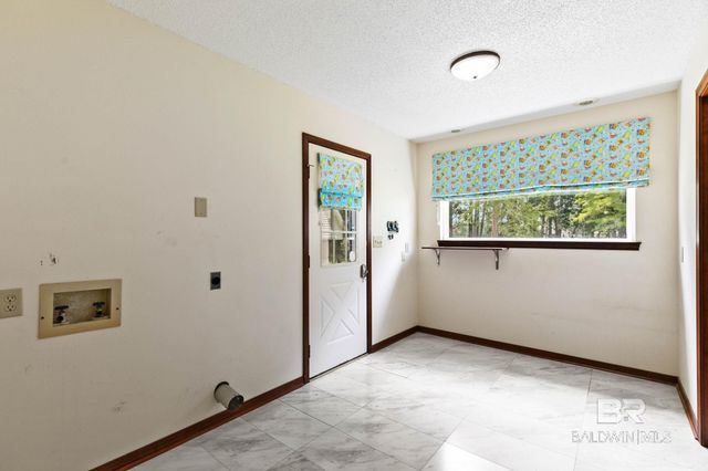 533 Wedgewood Drive, Gulf Shores, AL 36542