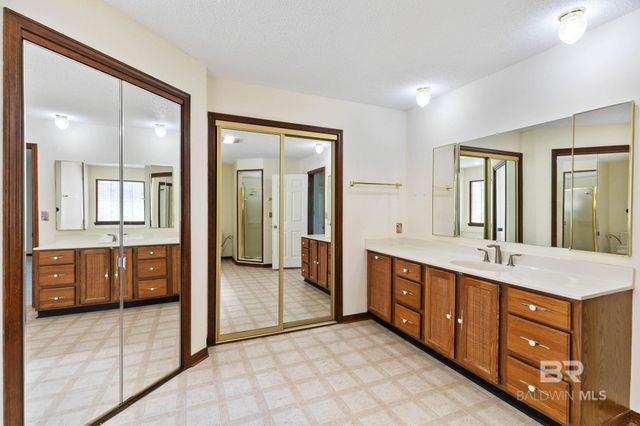 533 Wedgewood Drive, Gulf Shores, AL 36542