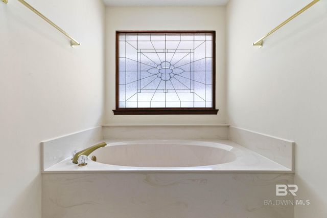 533 Wedgewood Drive, Gulf Shores, AL 36542