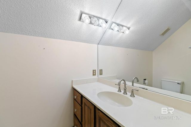 533 Wedgewood Drive, Gulf Shores, AL 36542