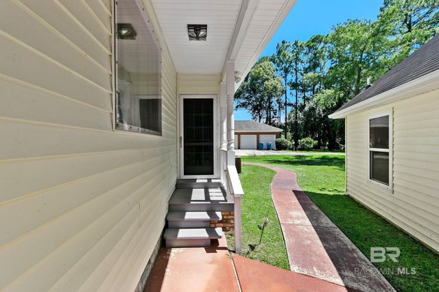 533 Wedgewood Drive, Gulf Shores, AL 36542