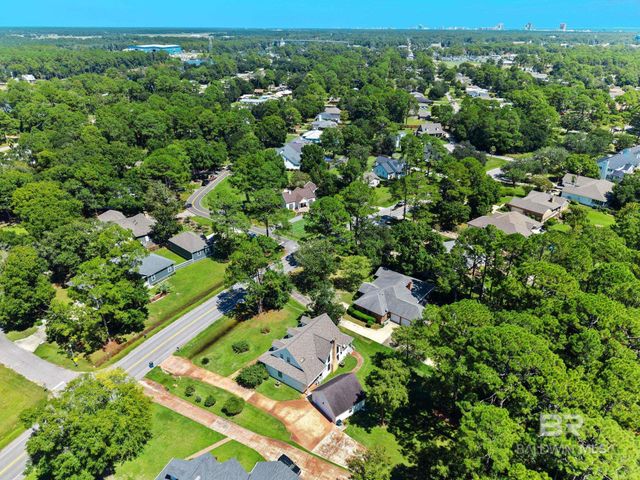 533 Wedgewood Drive, Gulf Shores, AL 36542