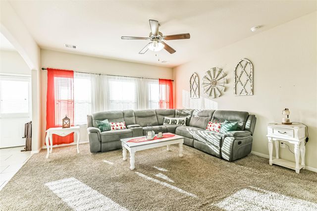 405 Lake Line Drive, Alvin, TX 77511