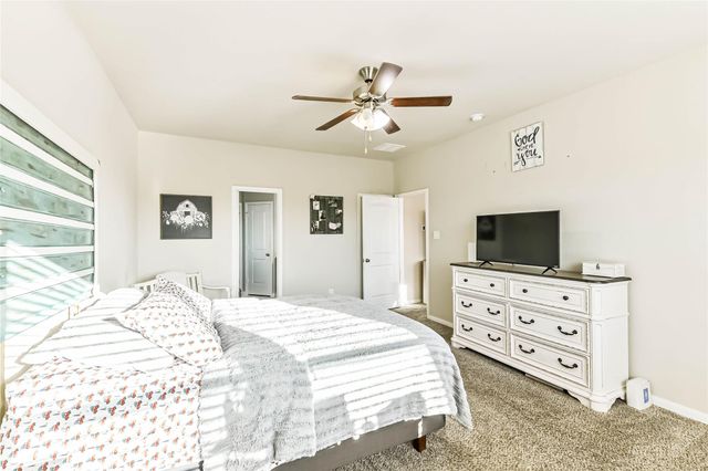 405 Lake Line Drive, Alvin, TX 77511