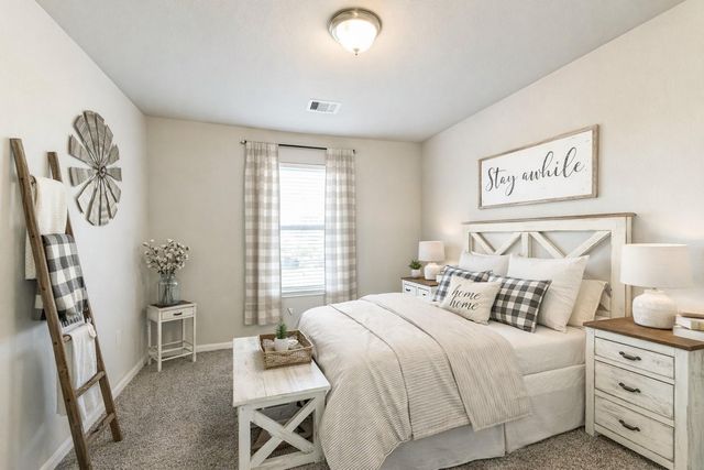 405 Lake Line Drive, Alvin, TX 77511