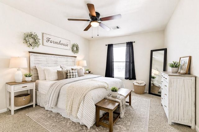 405 Lake Line Drive, Alvin, TX 77511