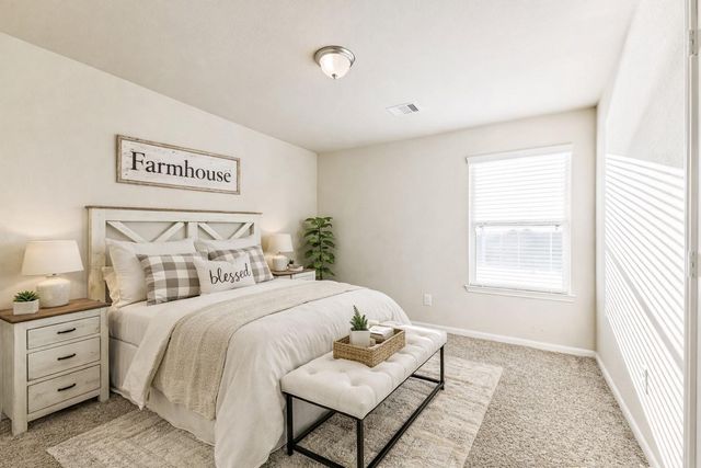 405 Lake Line Drive, Alvin, TX 77511