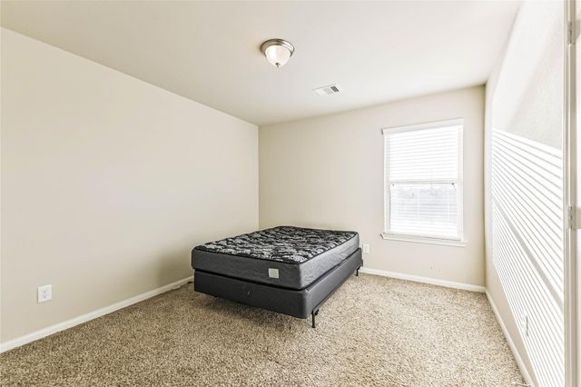 405 Lake Line Drive, Alvin, TX 77511