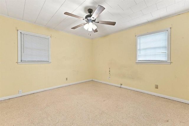 530 W Lincoln Street, Sulphur, LA 70663