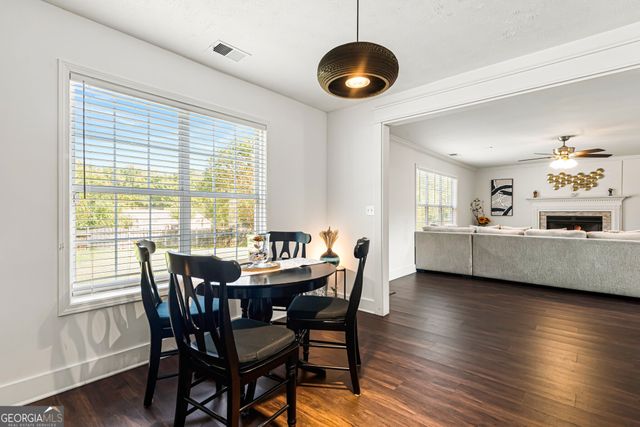 2586 Abbotts Glen Drive NW, Acworth, GA 30101