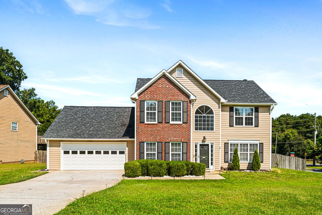 2586 Abbotts Glen Drive NW, Acworth, GA 30101