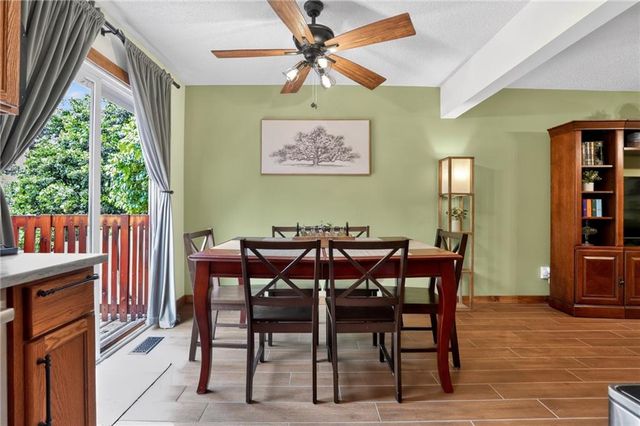 9930 N Cherry Drive, Kansas City, MO 64155