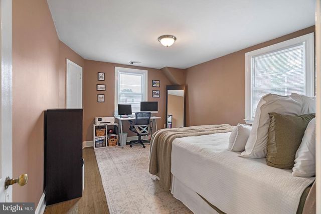 679 CRICKET AVE, Ardmore, PA 19003