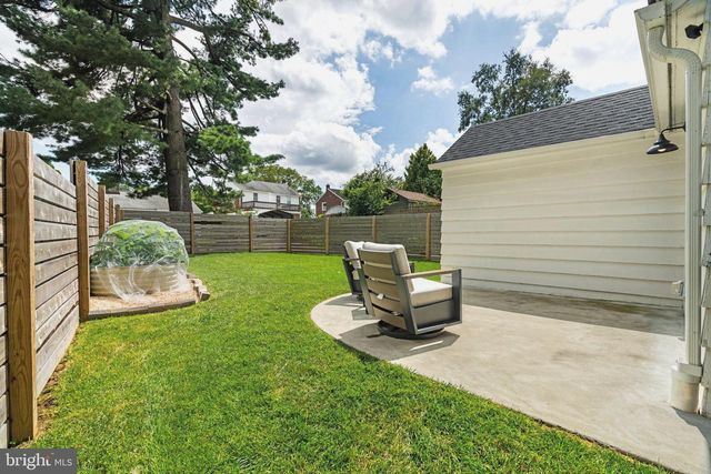 679 CRICKET AVE, Ardmore, PA 19003