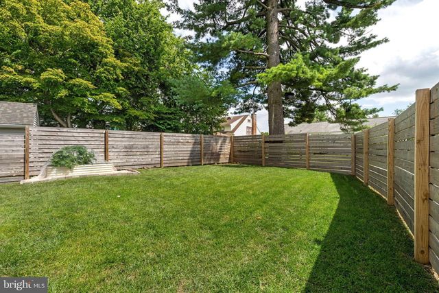 679 CRICKET AVE, Ardmore, PA 19003
