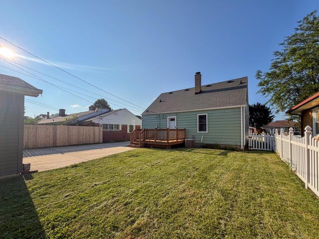 1901 74th PLACE, Kenosha, WI 53143