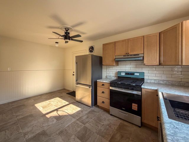 1901 74th PLACE, Kenosha, WI 53143