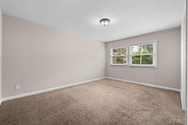 615 Creststone Drive, Florissant, MO 63033