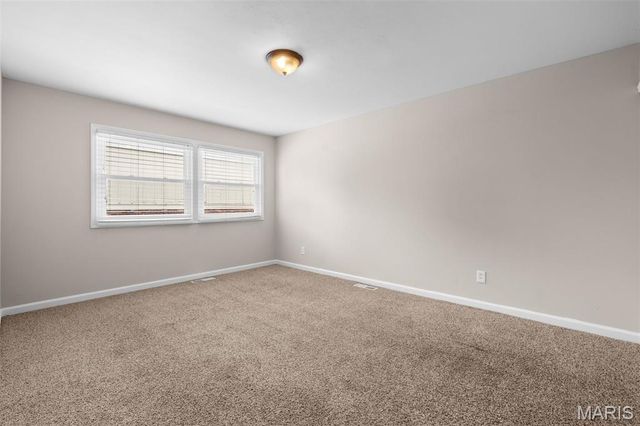 615 Creststone Drive, Florissant, MO 63033