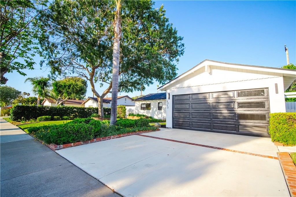 Image 2 of property listing at 5252 Liverpool, Yorba Linda, CA 92886
