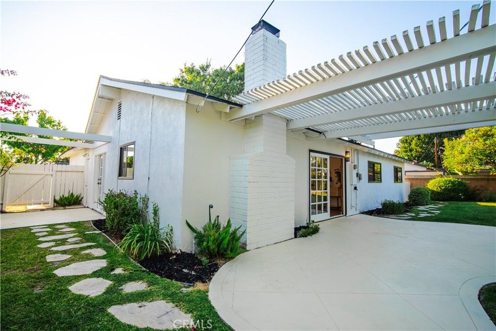 Image 4 of property listing at 5252 Liverpool, Yorba Linda, CA 92886