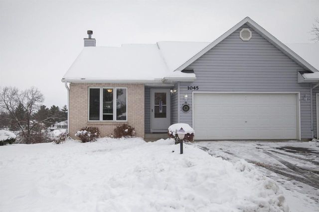 1045 Saddle Ridge, Portage, WI 53901