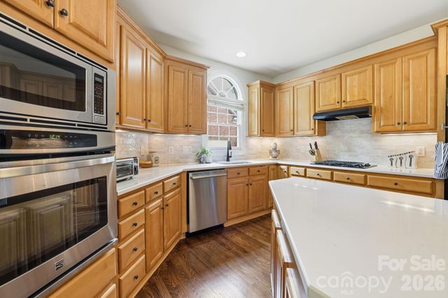 239 Sardis Pointe Road, Matthews, NC 28105
