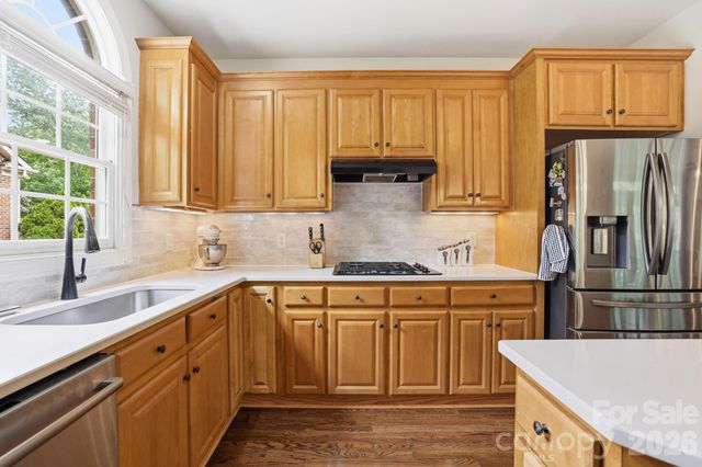 239 Sardis Pointe Road, Matthews, NC 28105