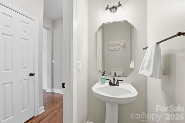 239 Sardis Pointe Road, Matthews, NC 28105
