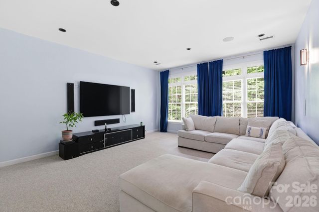 239 Sardis Pointe Road, Matthews, NC 28105