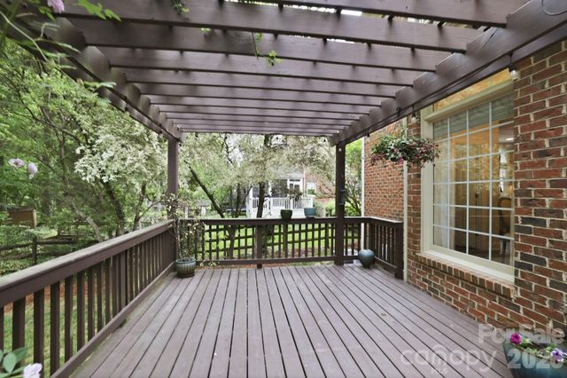 239 Sardis Pointe Road, Matthews, NC 28105