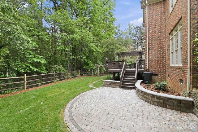 239 Sardis Pointe Road, Matthews, NC 28105