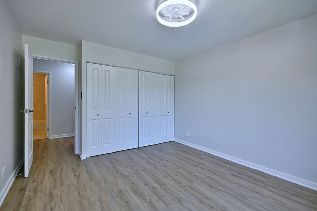 945 E Kenilworth Avenue 325, Palatine, IL 60074