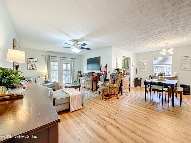 8302 CASSIE Road, Jacksonville, FL 32221