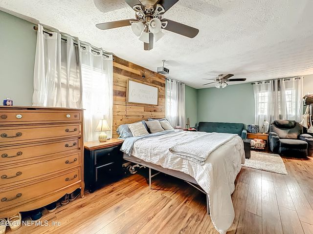 8302 CASSIE Road, Jacksonville, FL 32221