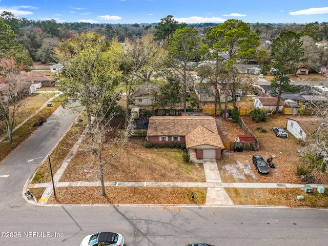 8302 CASSIE Road, Jacksonville, FL 32221