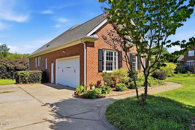 67 Aviary Court, Clayton, NC 27520