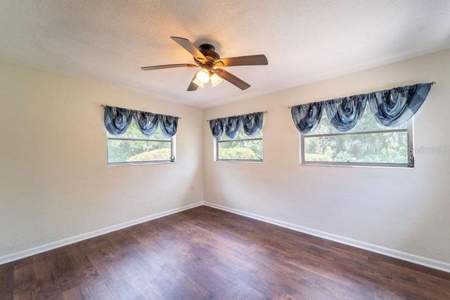 686 E KENTUCKY AVENUE, Deland, FL 32724