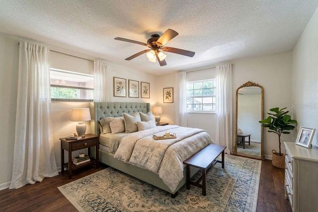 686 E KENTUCKY AVENUE, Deland, FL 32724