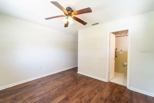 686 E KENTUCKY AVENUE, Deland, FL 32724
