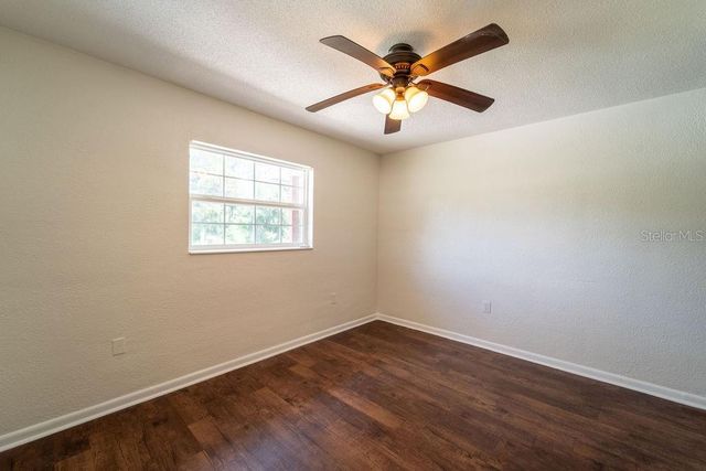 686 E KENTUCKY AVENUE, Deland, FL 32724