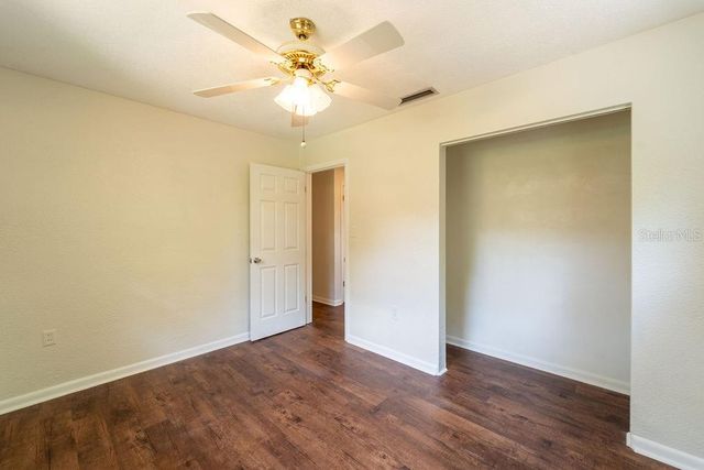 686 E KENTUCKY AVENUE, Deland, FL 32724