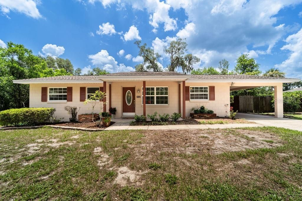 686 E KENTUCKY AVENUE, Deland, FL 32724