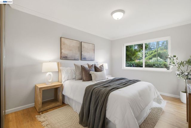 1192 Forest Creek Dr, San Jose, CA 95129
